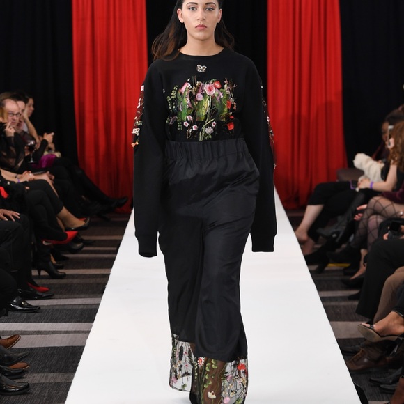 Meet your Posher, Oshay - Picture 13 of 16